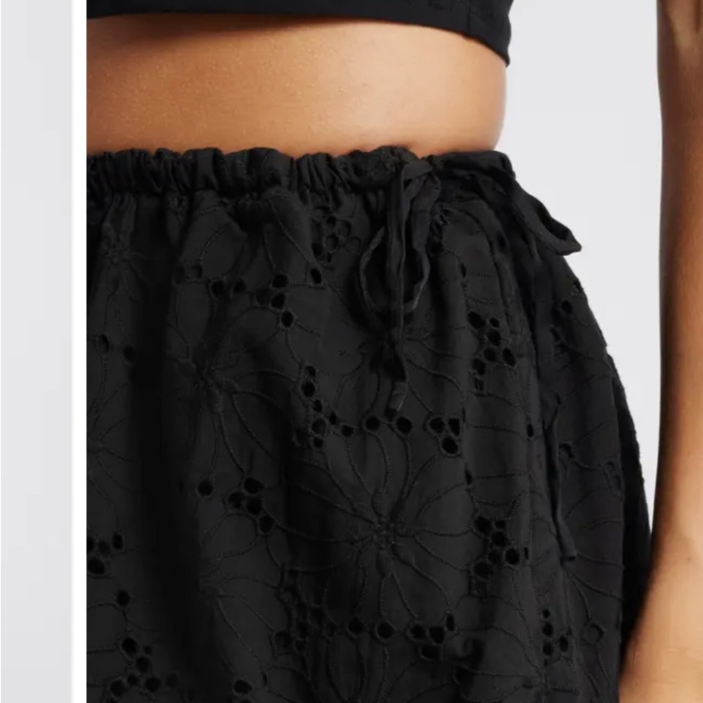Women's Black Eyelet Two-Piece Skirt Set - Picture 9 of 11